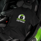 T-Shirt Arco Verde 1/2 Forza nera fotografata sul sedile